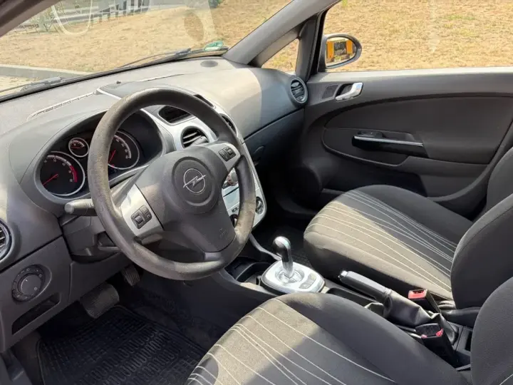 Opel Corsa D