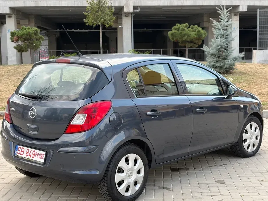 Opel Corsa D — imagine 4