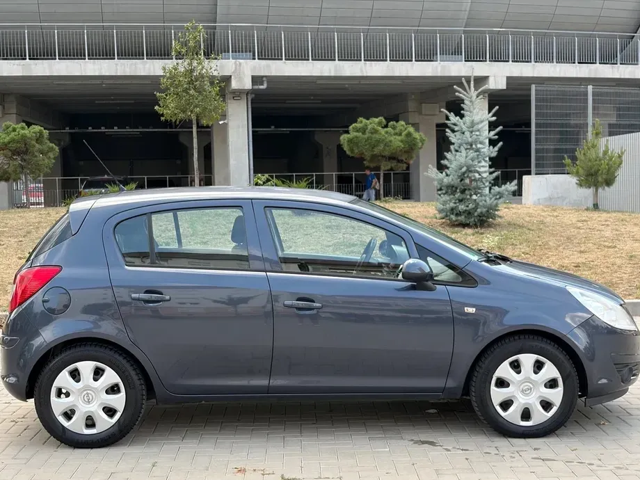 Opel Corsa D — imagine 3