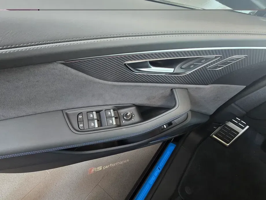 Audi RS Q8 Performance quattro Tiptronic MHEV — imagine 9