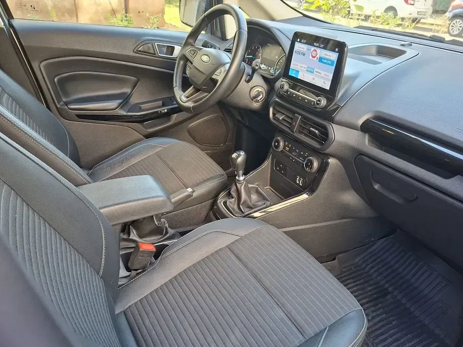 Ford EcoSport 1.0 EcoBoost ST-Line — imagine 9