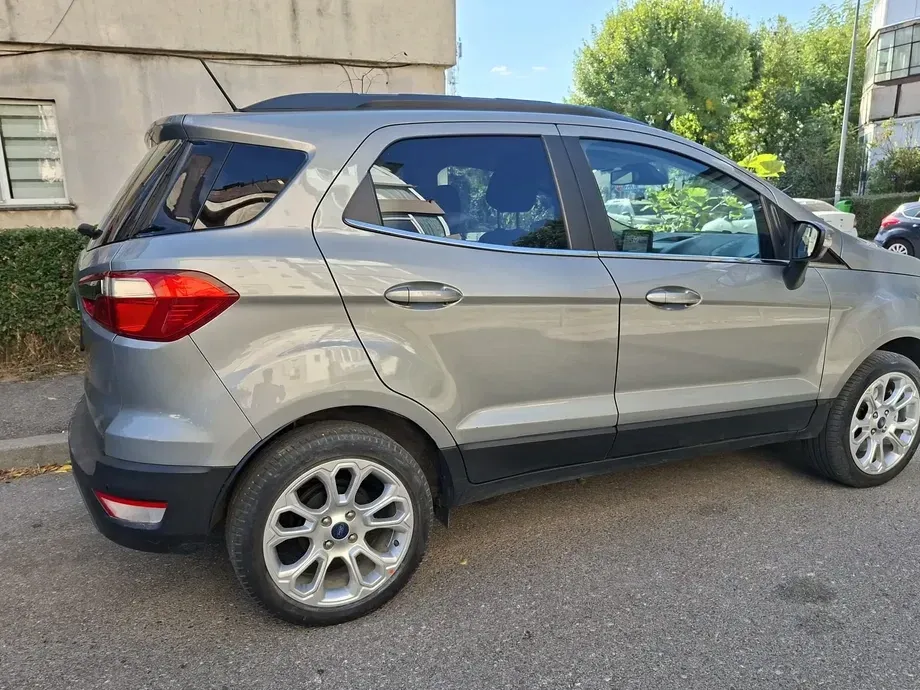 Ford EcoSport 1.0 EcoBoost ST-Line — imagine 7