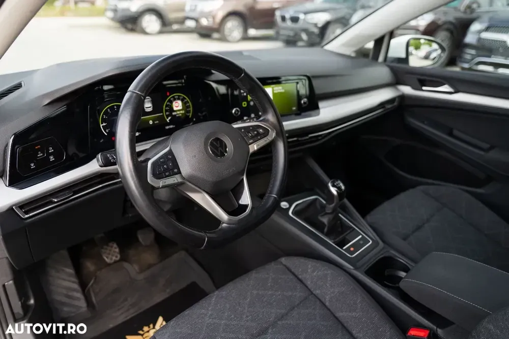 Volkswagen Golf 1.0 TSI Life — imagine 5