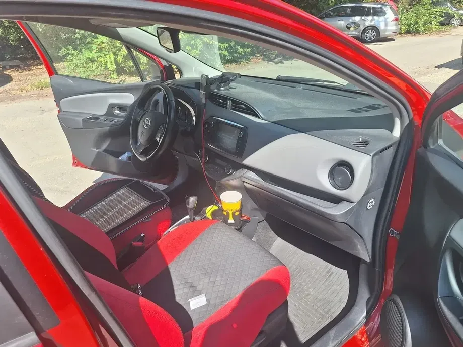 Toyota Yaris — imagine 2