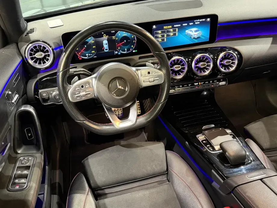 Mercedes-Benz A 220 W177/V177 Sedan 4Matic 7G-DCT AMG Line — imagine 5