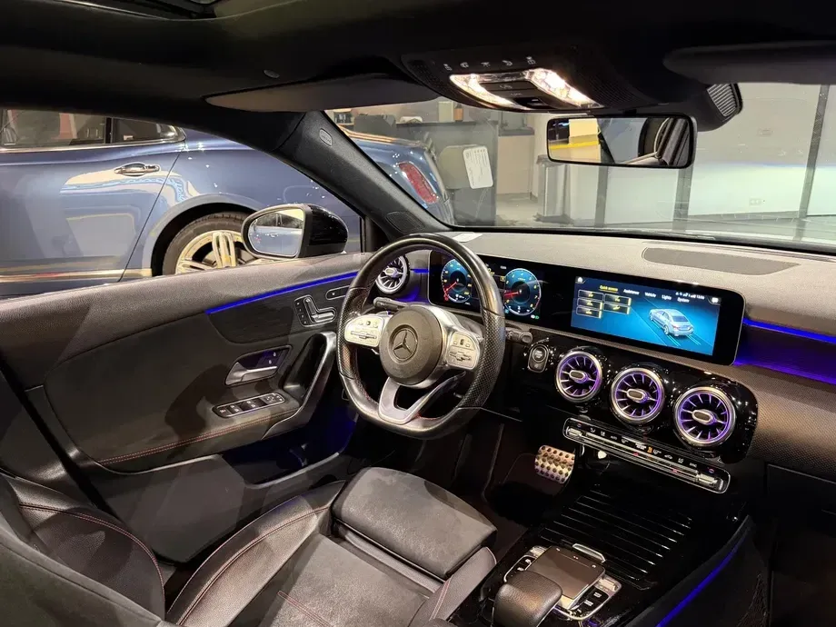 Mercedes-Benz A 220 W177/V177 Sedan 4Matic 7G-DCT AMG Line — imagine 6