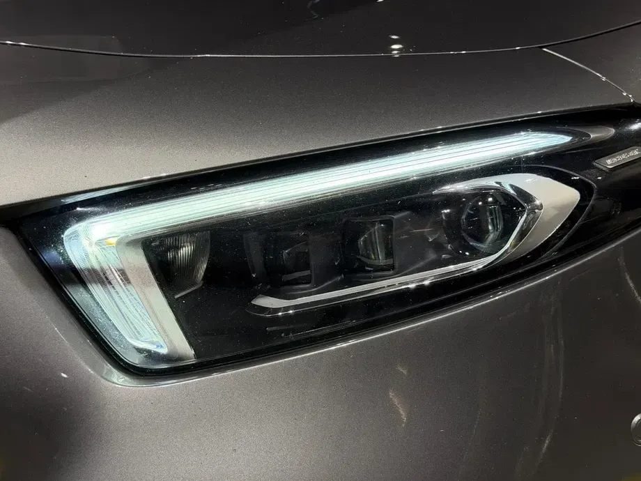 Mercedes-Benz A 220 W177/V177 Sedan 4Matic 7G-DCT AMG Line — imagine 8