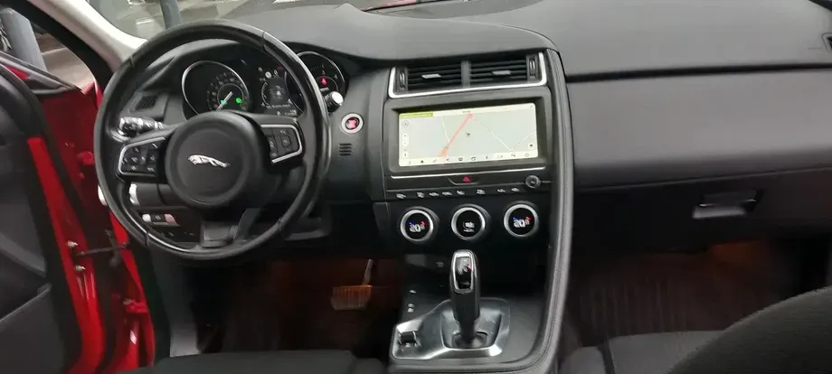 Jaguar E-Pace — imagine 6