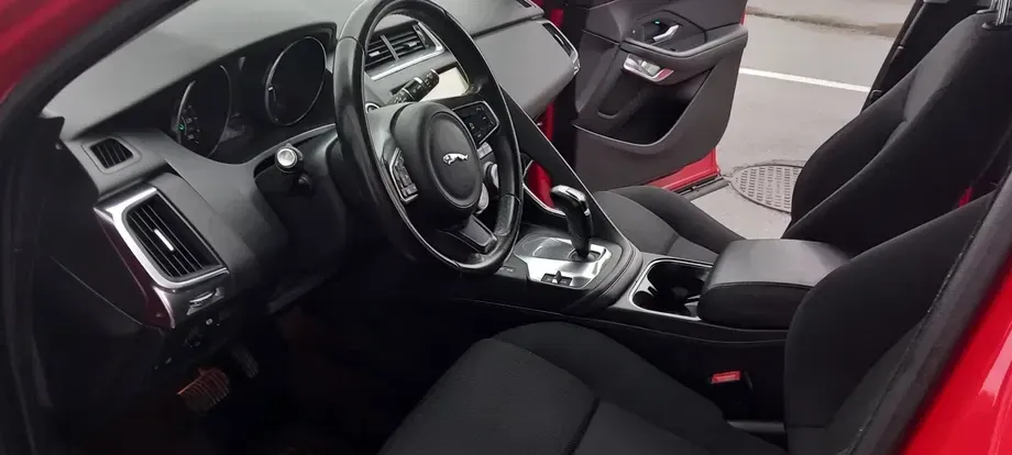 Jaguar E-Pace — imagine 5