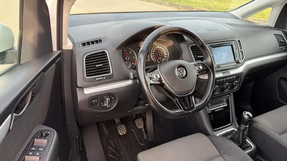 Volkswagen Sharan — imagine 5