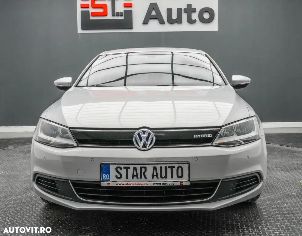 Volkswagen Jetta — imagine 2