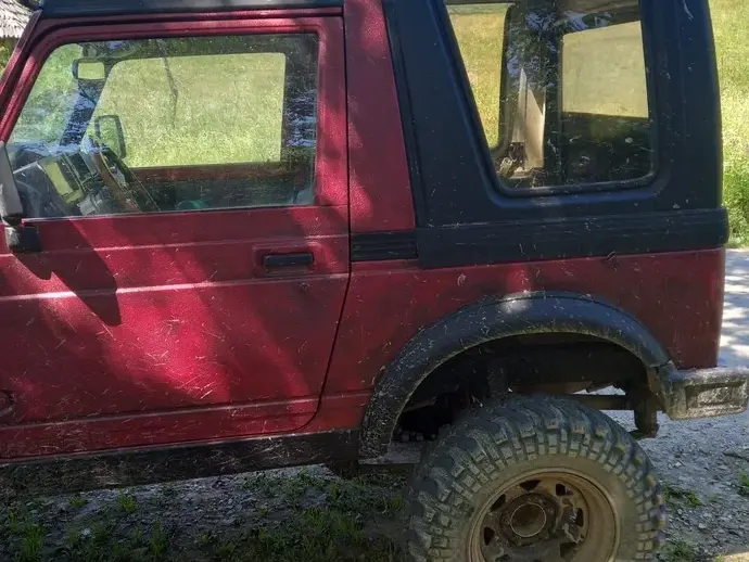 Suzuki Samurai