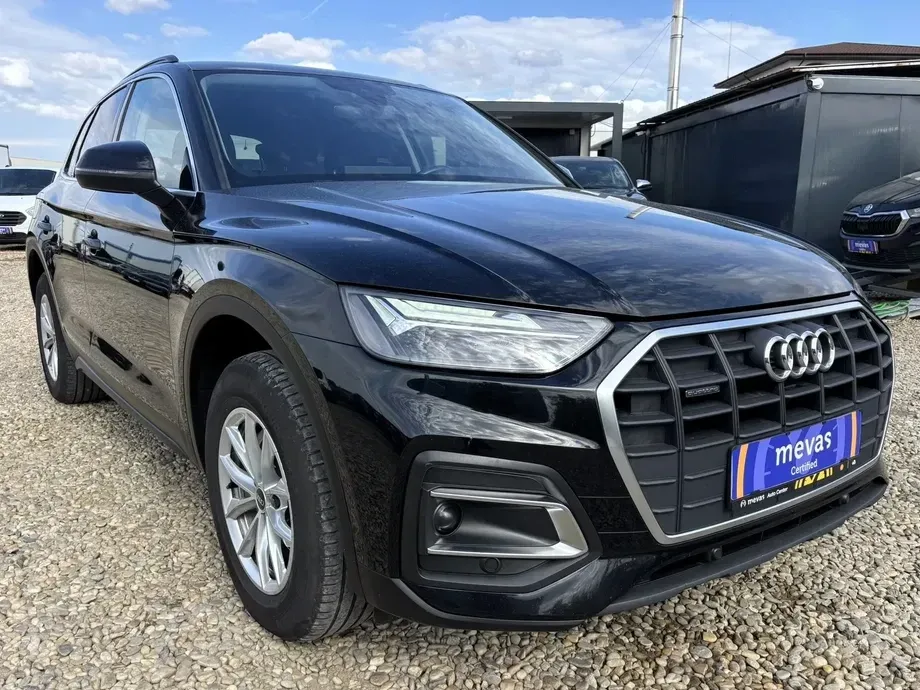 Audi Q5 FY 40 TDI quattro S tronic MHEV Basic — imagine 4