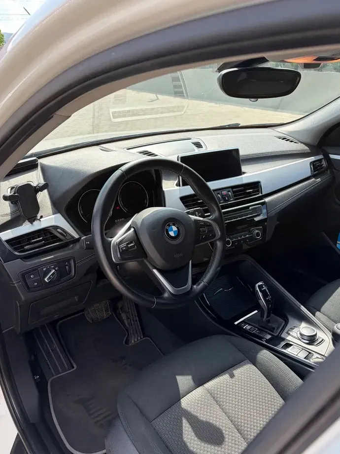 BMW X2 — imagine 8