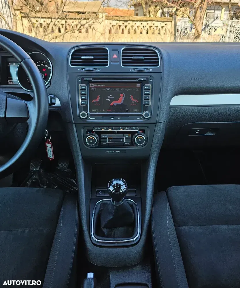 Volkswagen Golf 1.4 TSI Highline — imagine 6