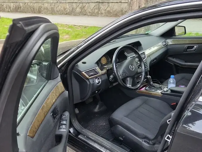 Mercedes-Benz E W212 220 CDI BlueEfficiency Aut.
