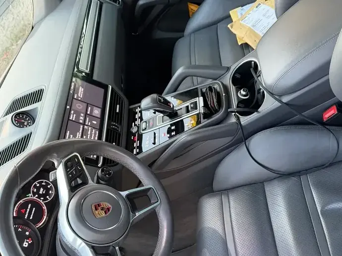 Porsche Cayenne Tiptronic S Platinum Edition