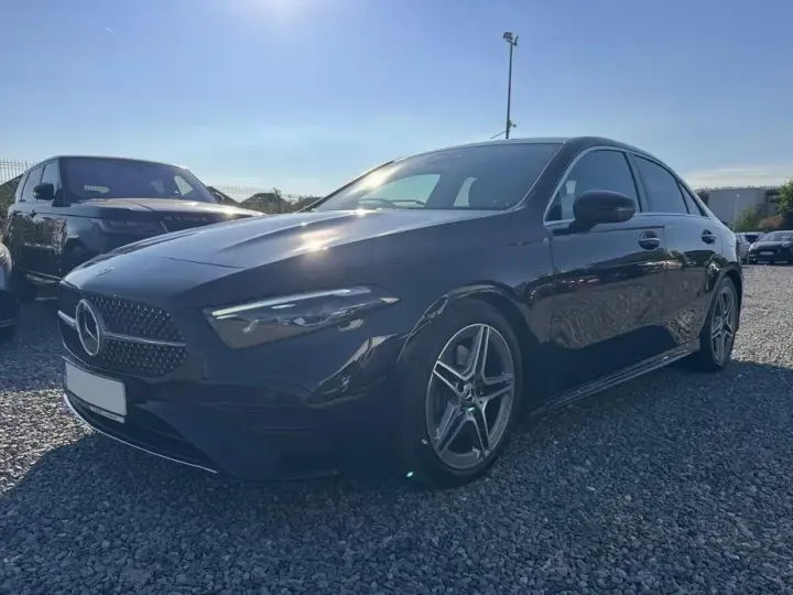 Mercedes-Benz A 220 Sedan 4Matic MHEV 8G-DCT