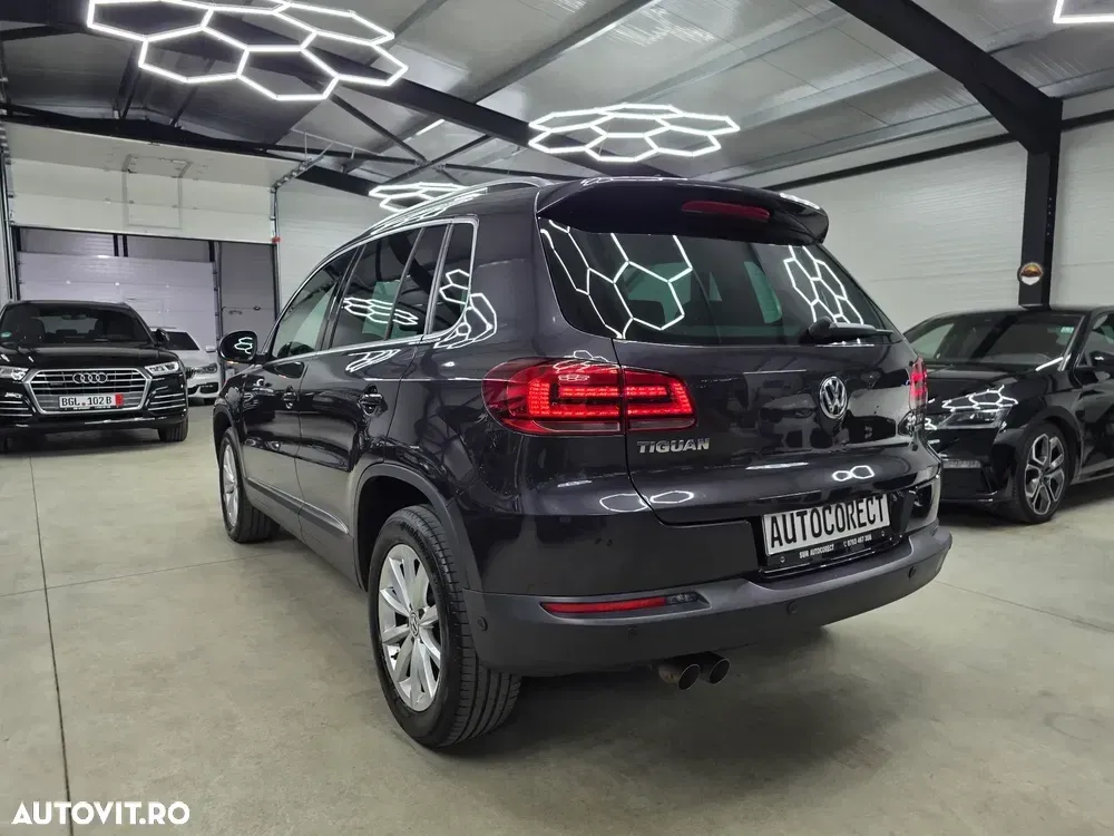 Volkswagen Tiguan 2.0 TDI SCR 4MOTION BlueMotion Technology DSG Lounge Sport & Style — imagine 4