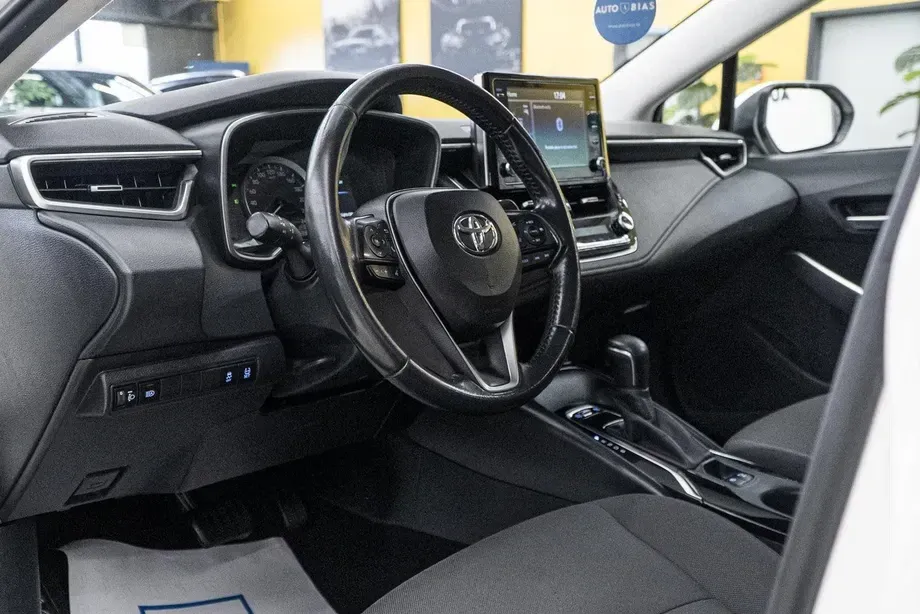 Toyota Corolla XII 1.8 HSD Dynamic — imagine 6