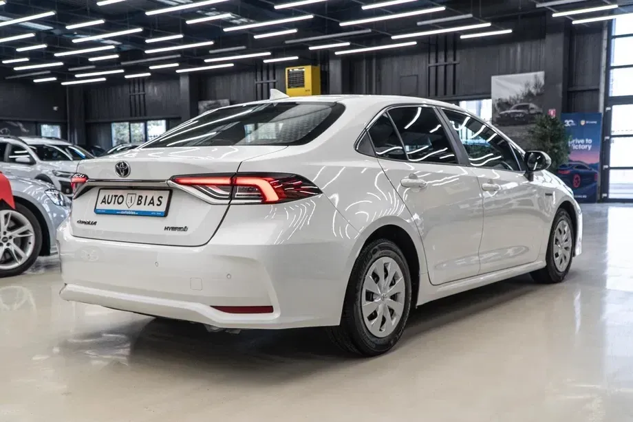 Toyota Corolla XII 1.8 HSD Dynamic — imagine 7