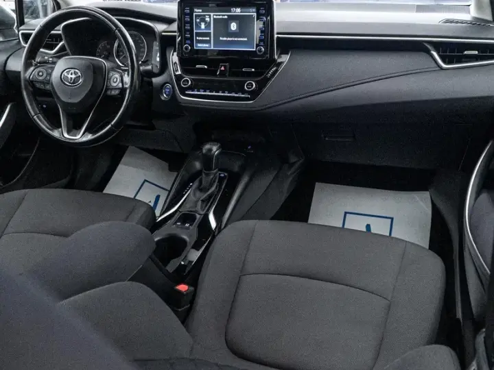 Toyota Corolla XII 1.8 HSD Dynamic