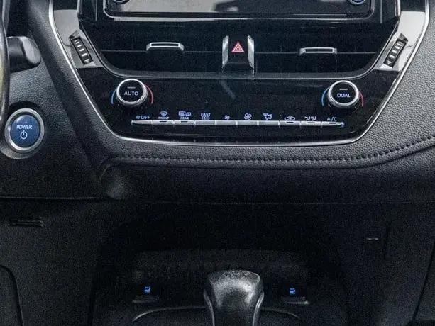 Toyota Corolla XII 1.8 HSD Dynamic