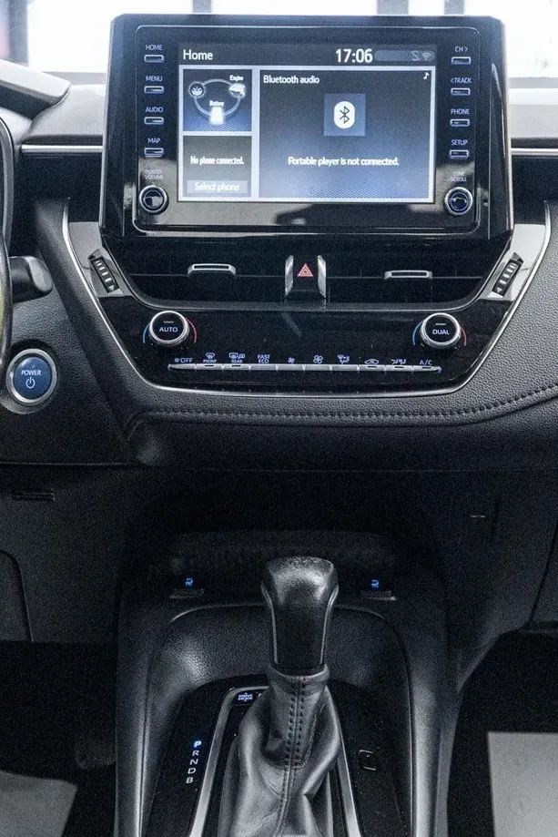 Toyota Corolla XII 1.8 HSD Dynamic — imagine 4