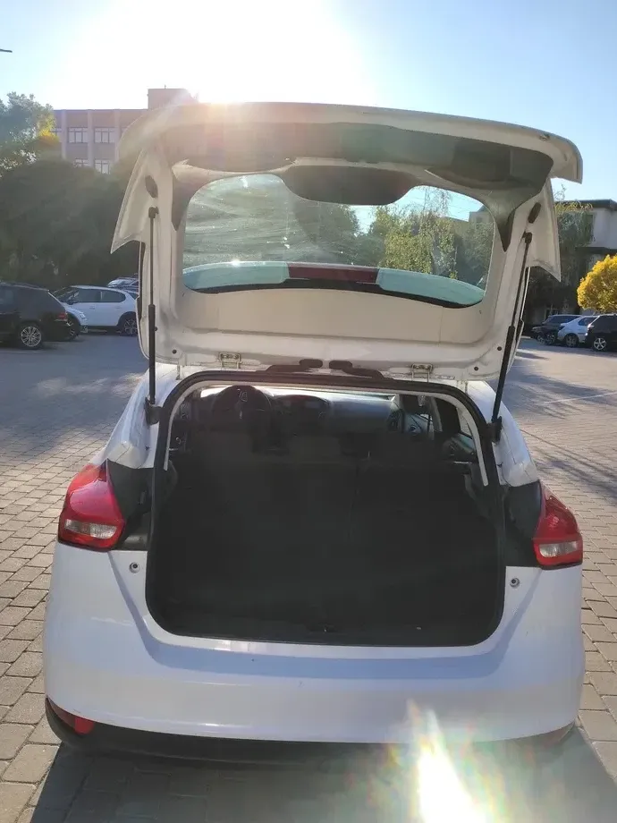 Ford Focus MK3 — imagine 4