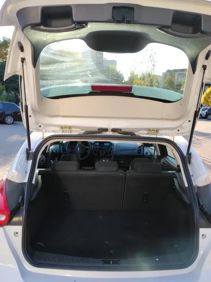Ford Focus MK3 — imagine 9