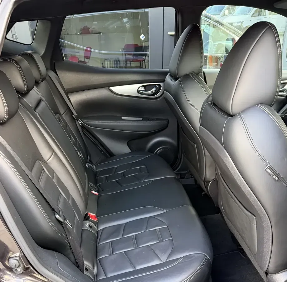 Nissan Qashqai II 1.6 DCI Xtronic TEKNA+ — imagine 10