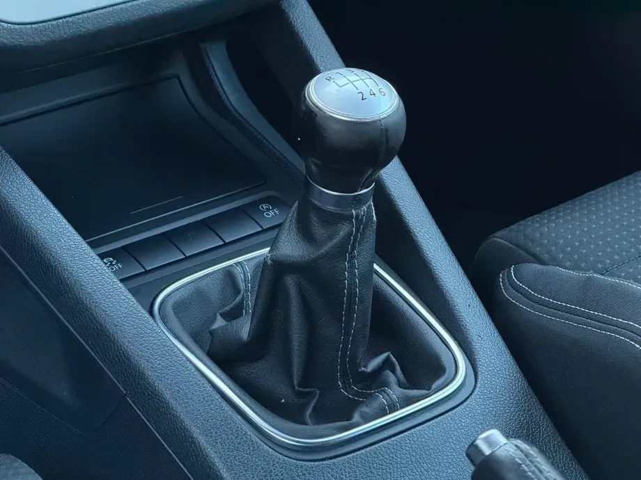 Volkswagen Scirocco 2.0 TDI Team — imagine 7