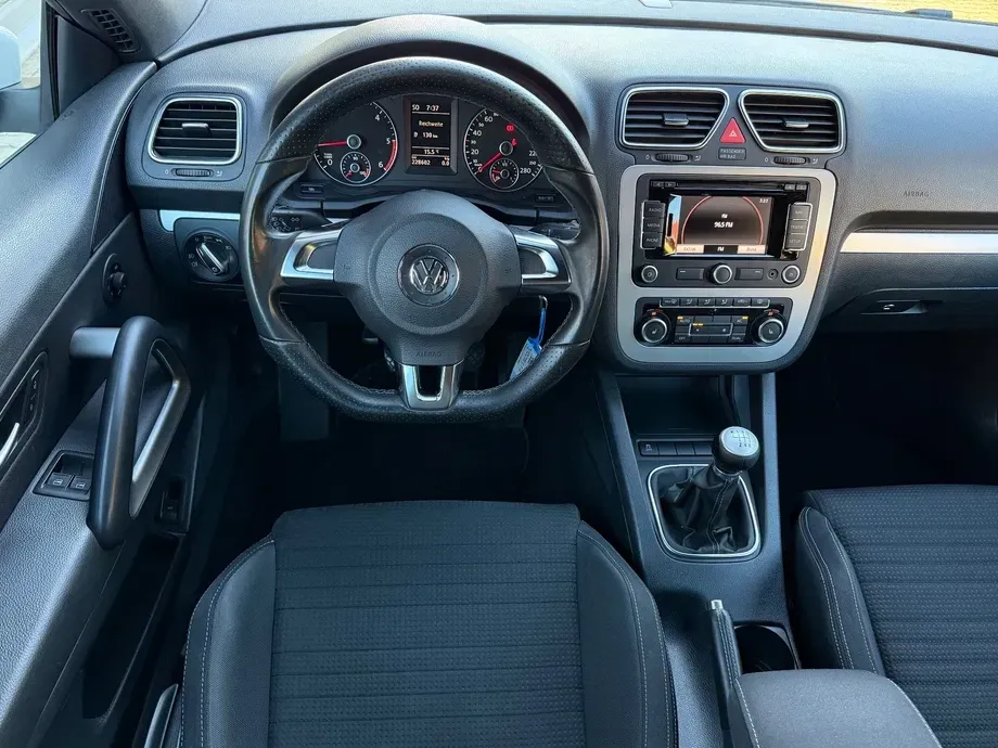 Volkswagen Scirocco 2.0 TDI Team — imagine 4
