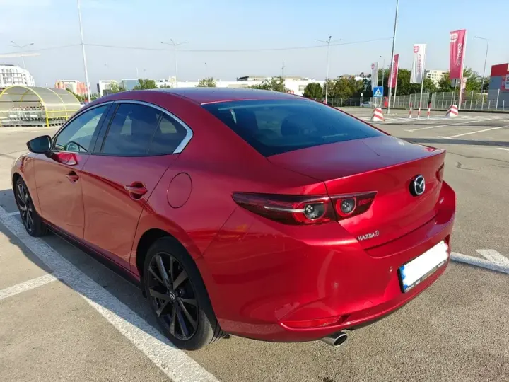Mazda 3 IV e-Skyactiv G150 MHEV Plus