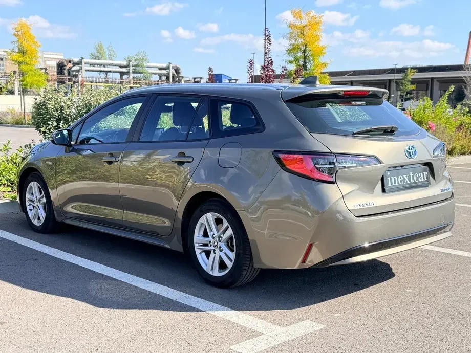 Toyota Corolla 1.8 Business Edition — imagine 4