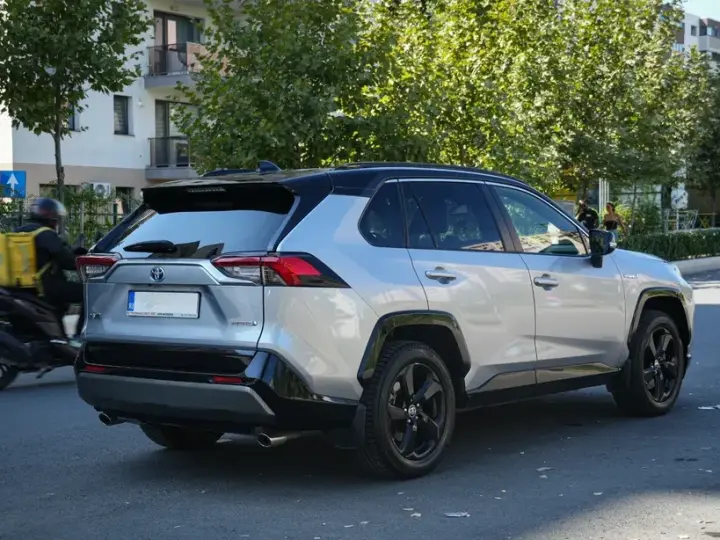 Toyota RAV4 V 2.5 VVT-iE 4x4 Exclusive