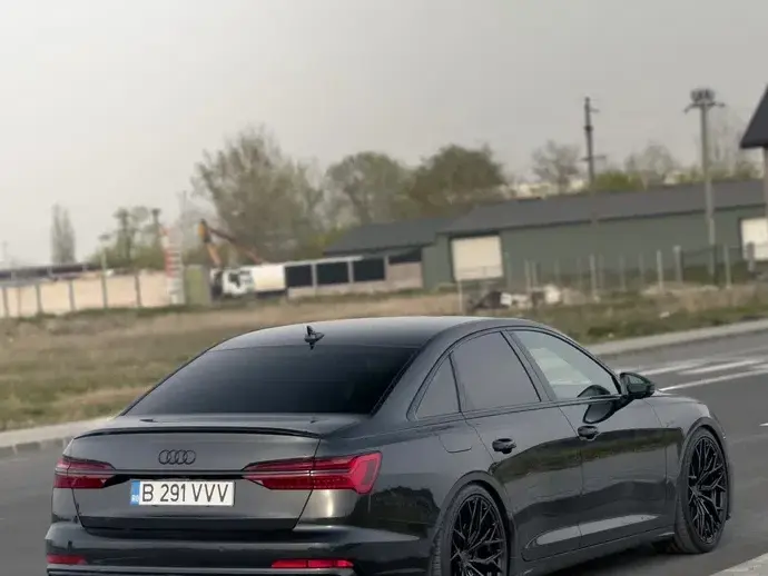 Audi A6 C8