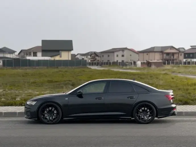Audi A6 C8