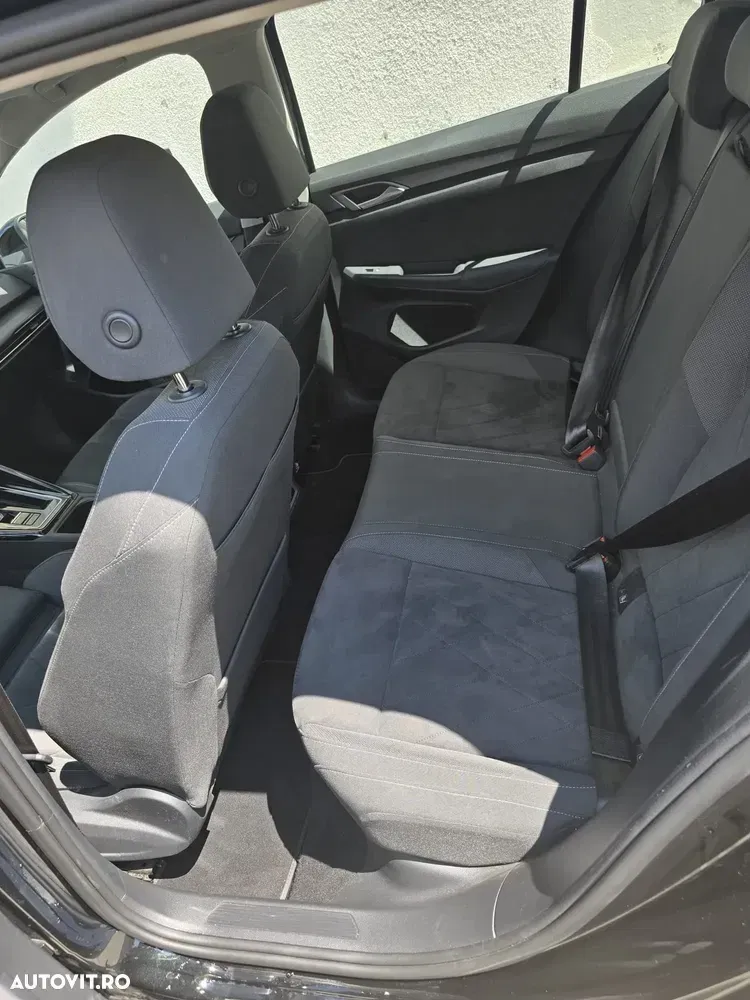 Volkswagen Golf 2.0 TDI 150CP DSG Style — imagine 3
