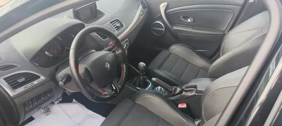Renault Mégane III 1.5 dCi Sport Edition — imagine 5