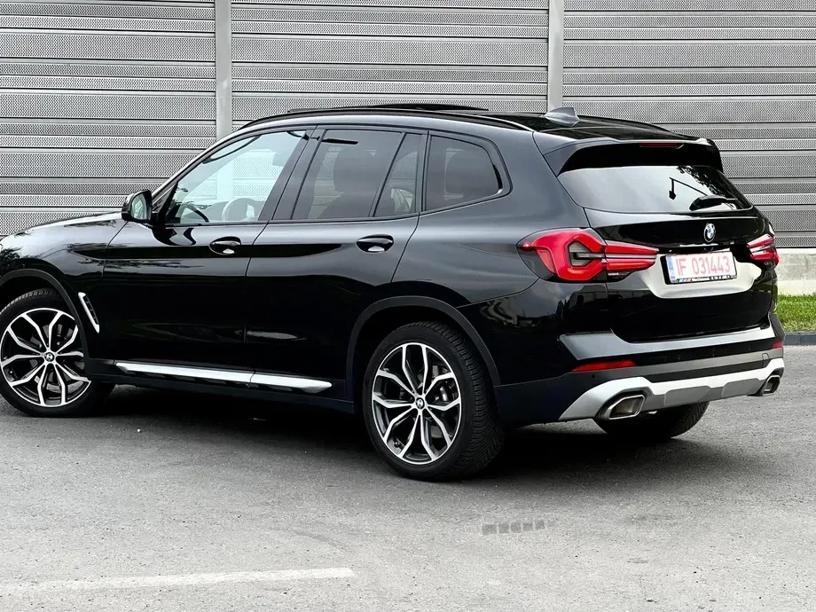 BMW X3 xDrive20d AT Luxury Line — imagine 7