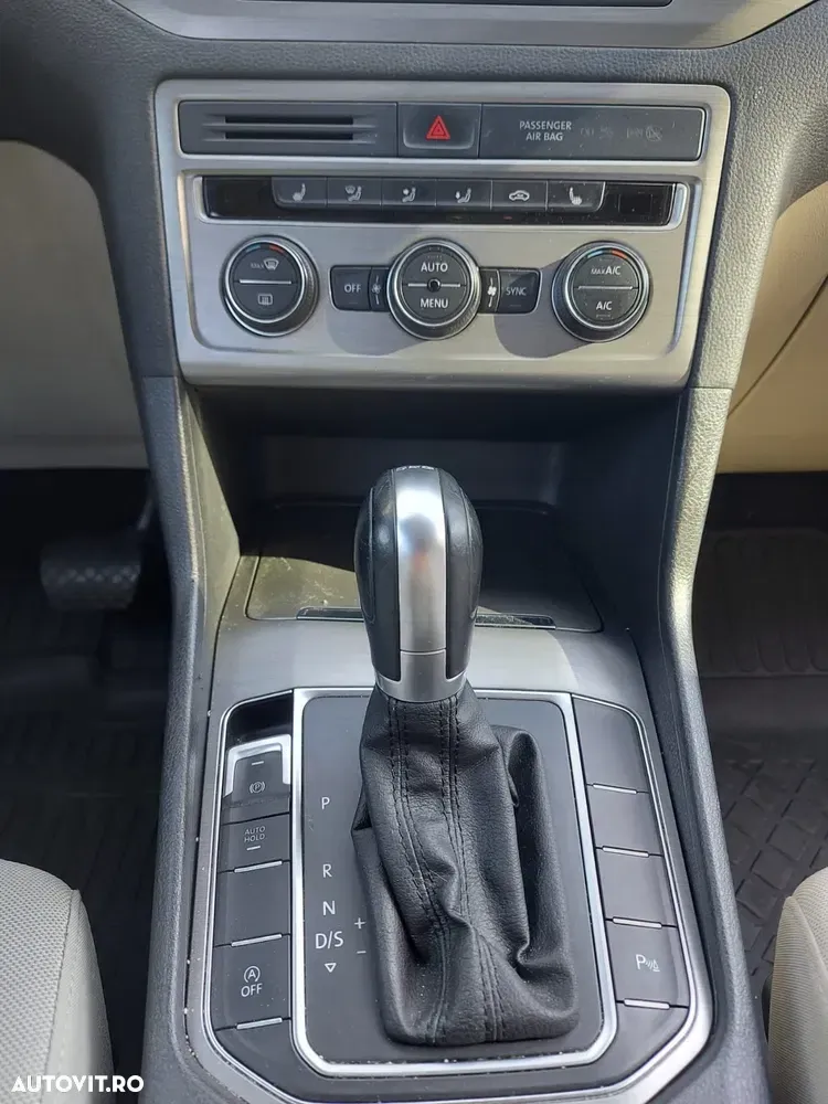 Volkswagen Golf Sportsvan 1.6 TDI DPF DSG BMT Comfortline — imagine 6