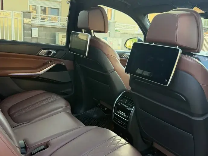 BMW X7 M50d