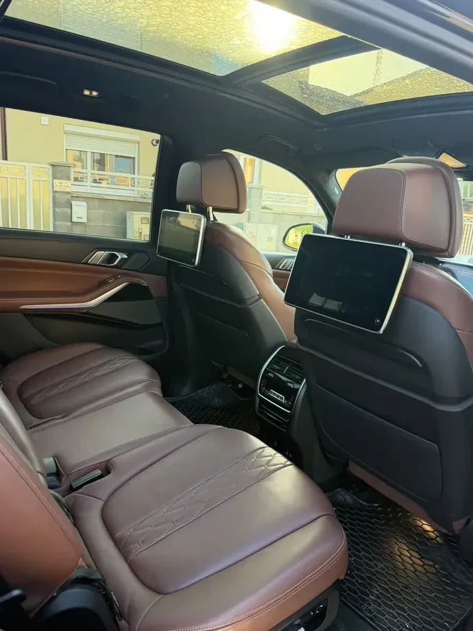 BMW X7 M50d — imagine 6