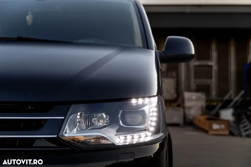 Volkswagen Multivan — imagine 4