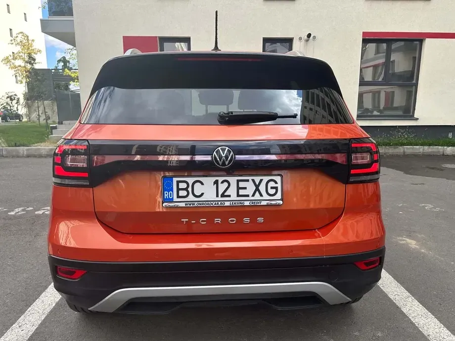 Volkswagen T-Cross 1.0 TSI Style — imagine 8
