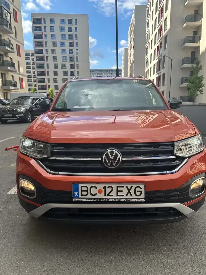 Volkswagen T-Cross 1.0 TSI Style — imagine 2