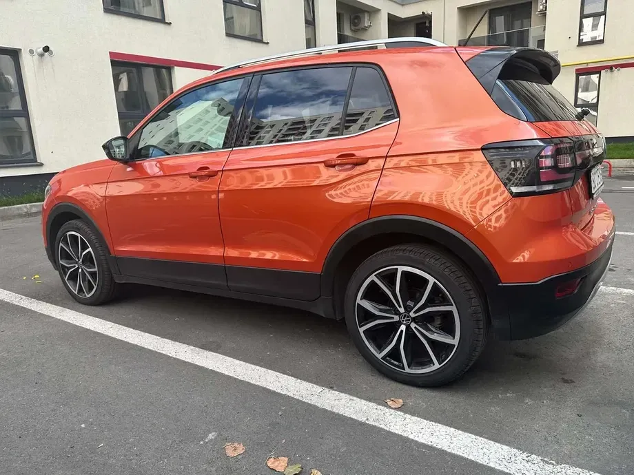 Volkswagen T-Cross 1.0 TSI Style — imagine 9