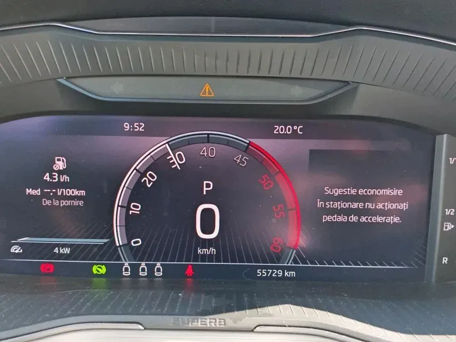 Škoda Superb 2.0 TDI DSG Ambition — imagine 4