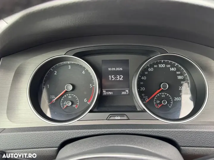 Volkswagen Golf 1.6 TDI BlueMotion Technology DSG Comfortline